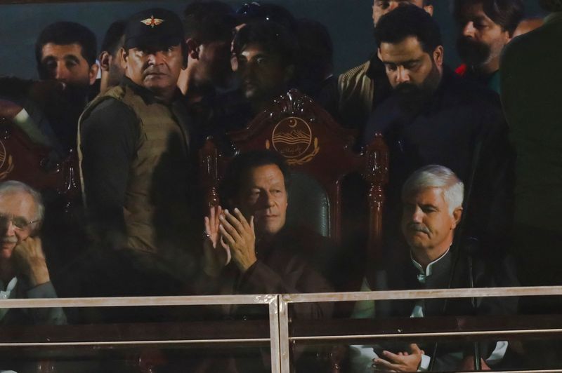 चुनावका लागि वार्ता गर्न सरकारलाई इमरान खानको आग्रह